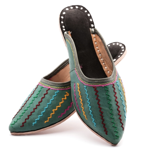 skórzane klapki szpiczaste, kolorowe pantofle ze skóry, sklep indyjski Bielsko,