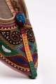 Jutti skórzane klapki indyjskie z kolorowym haftem, coś po domu, elegancka pani domu,