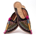 Jutti skórzane klapki indyjskie Spirala