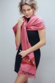 Szal z wełny różowy handmade etno boho z pasem etnicznym